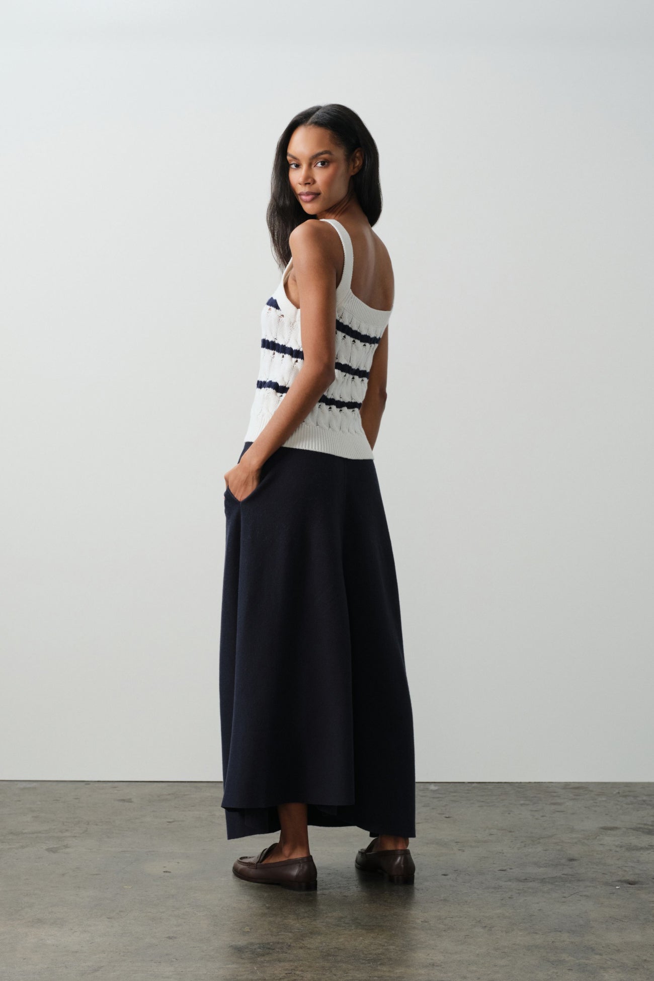 ELENA SQUARE NECK TANK