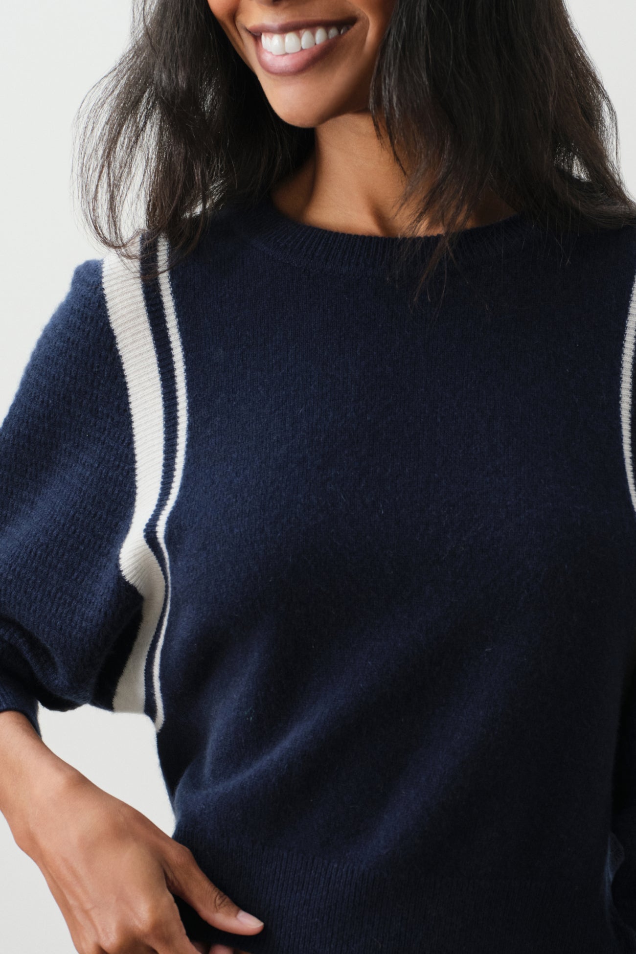 AMANDA CROPPED DOLMAN CREWNECK
