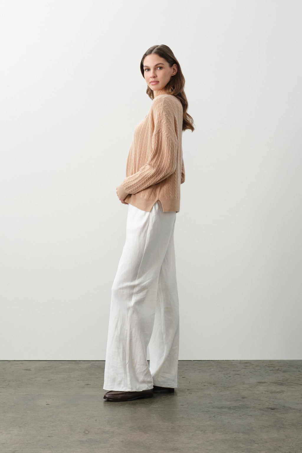 ELINA CASHMERE CABLEKNIT V-NECK