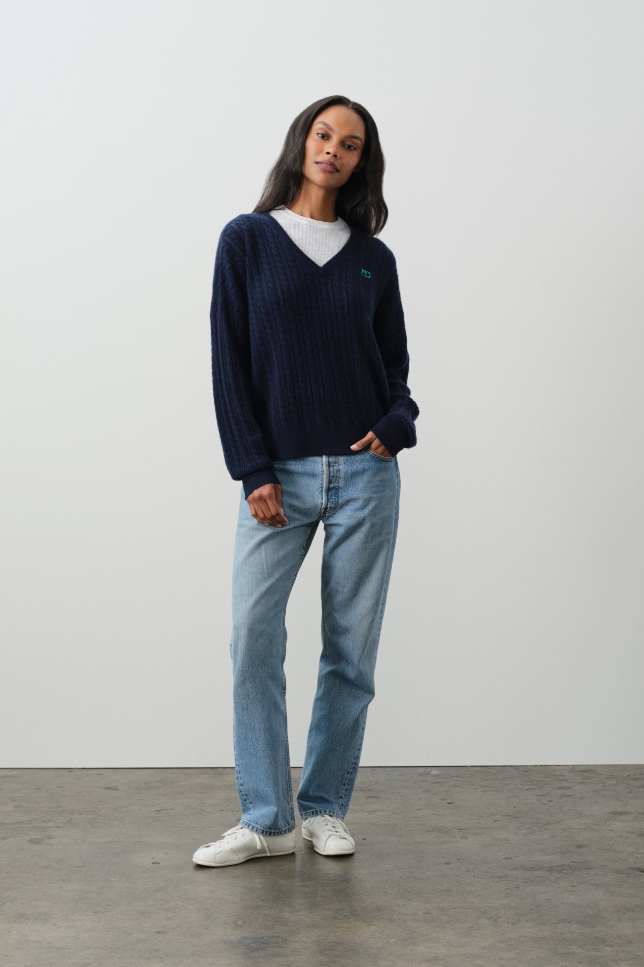 ELINA CASHMERE CABLEKNIT V-NECK