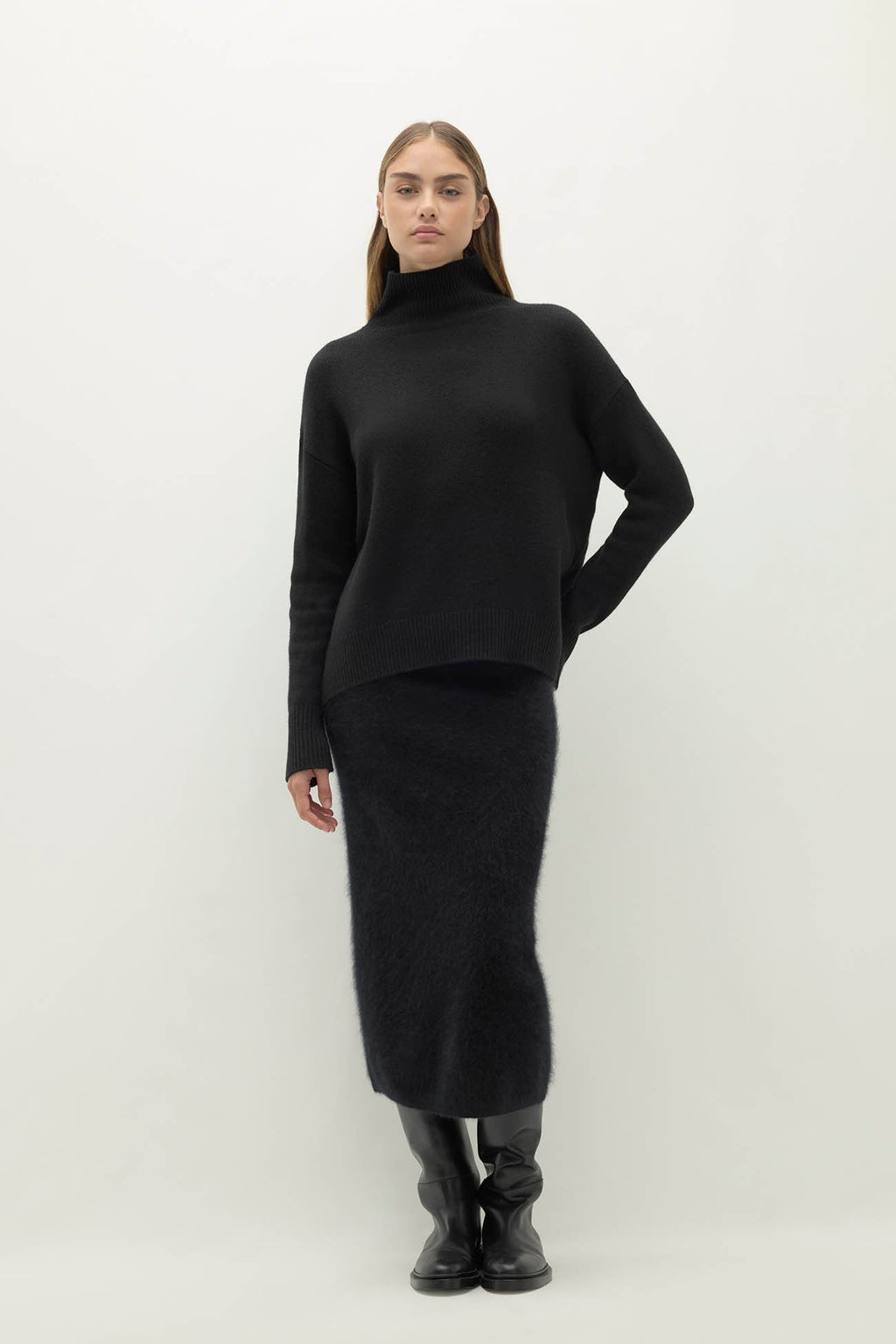 JOSLYN TURTLENECK CASHMERE SWEATER
