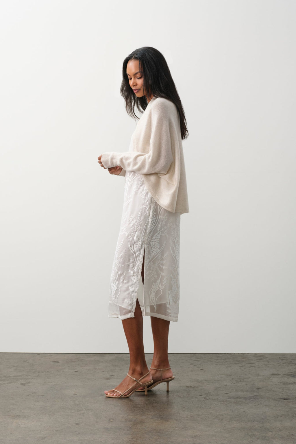 MELI FEATHERWEIGHT CASHMERE SHRUG