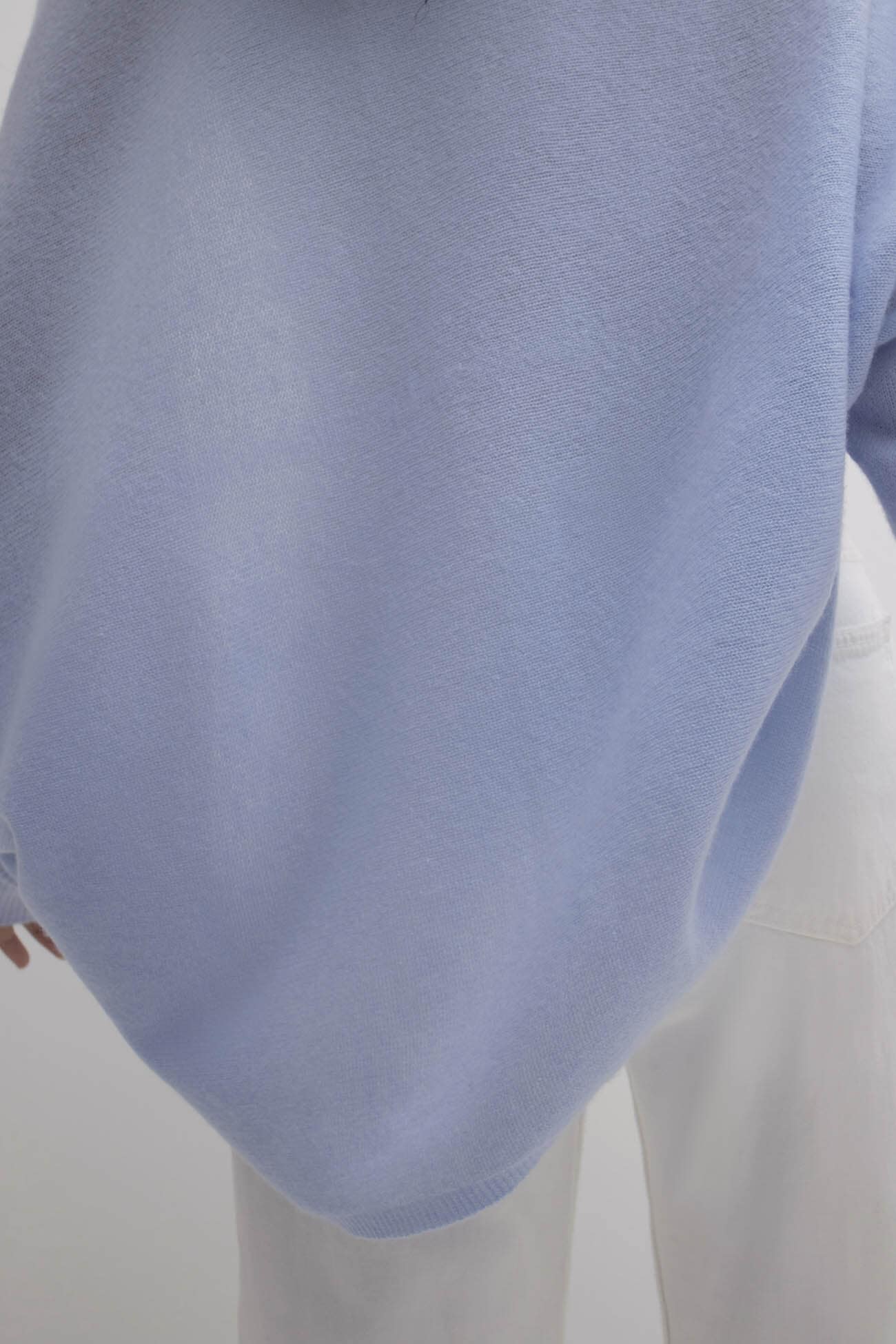 MELI FEATHERWEIGHT CASHMERE SHRUG