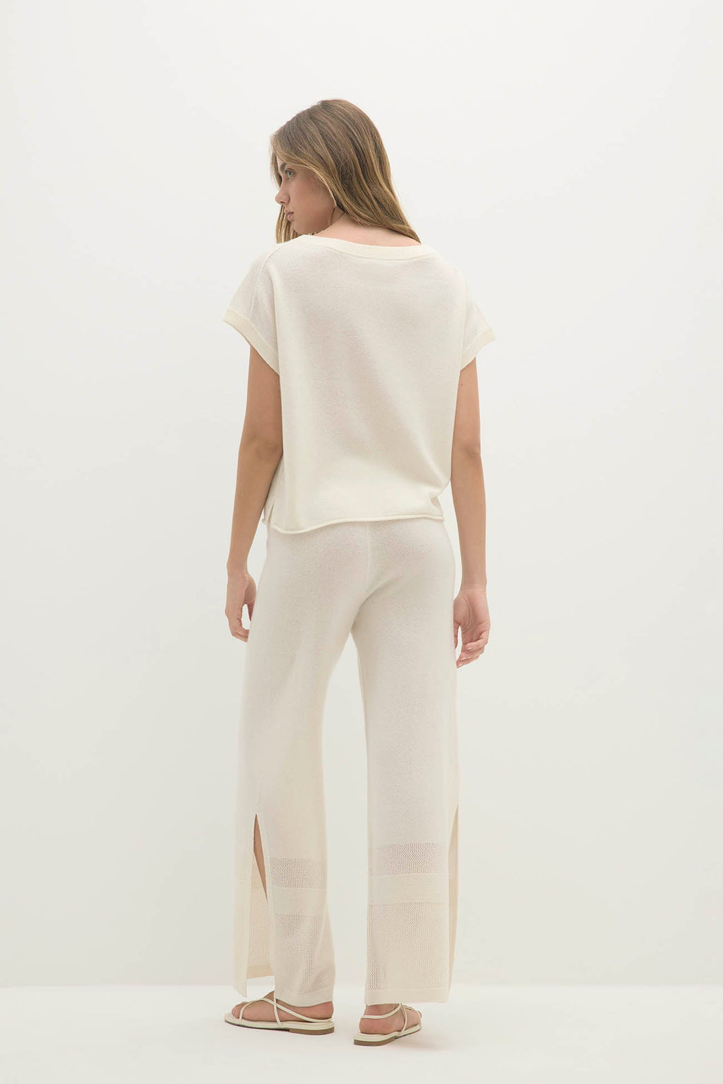 SAVANNAH CASHMERE OFF THE SHOULDER TEE