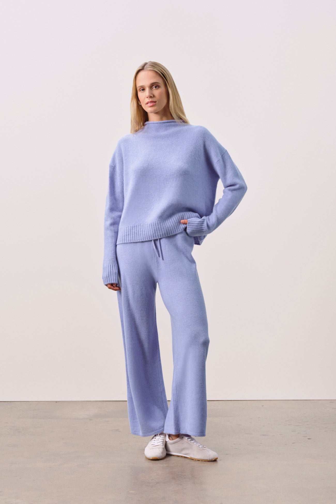 COSETTE CASHMERE ROLLNECK SWEATER