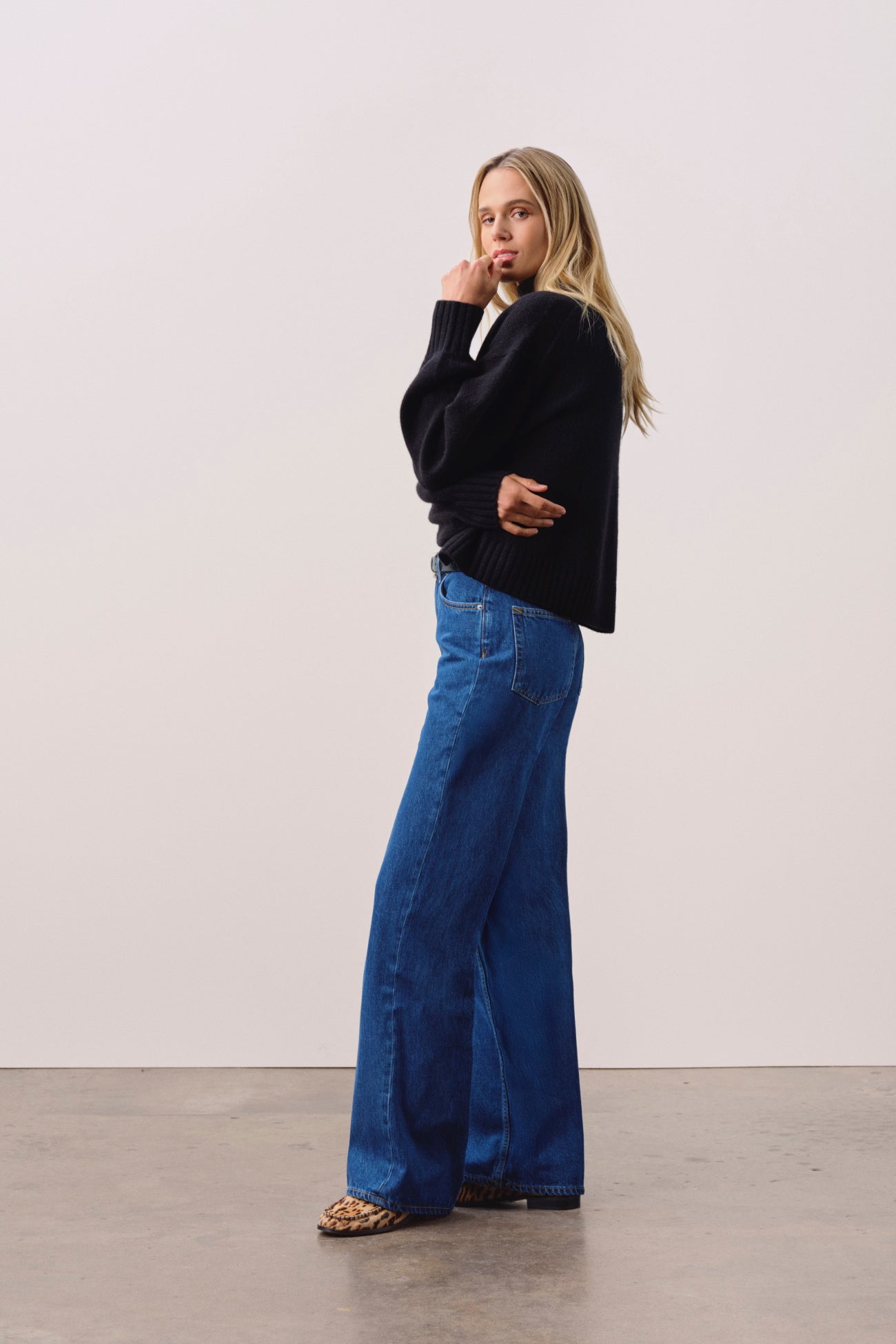 EMBER CASHMERE TURTLENECK