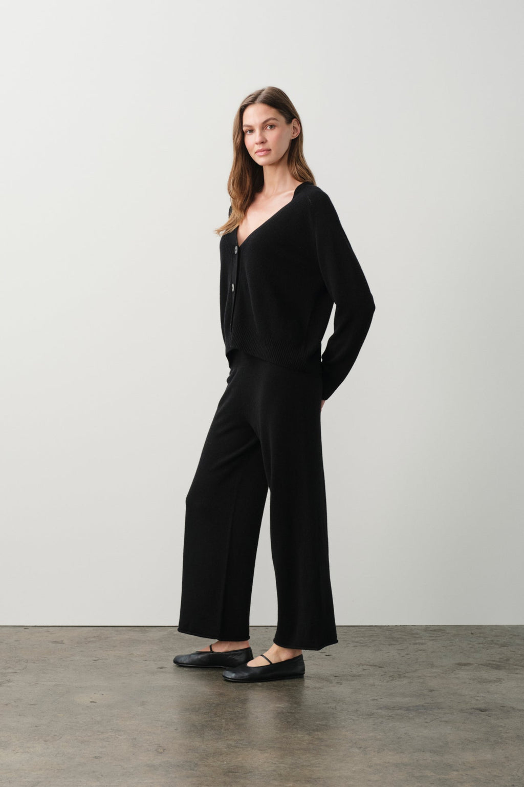 ALTHEA FEATHERWEIGHT CASHMERE CARDIGAN